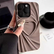 Load image into Gallery viewer, Luxe 3D Love Heart Case
