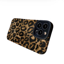 Load image into Gallery viewer, Lux Leopard Gold Silicone Cover